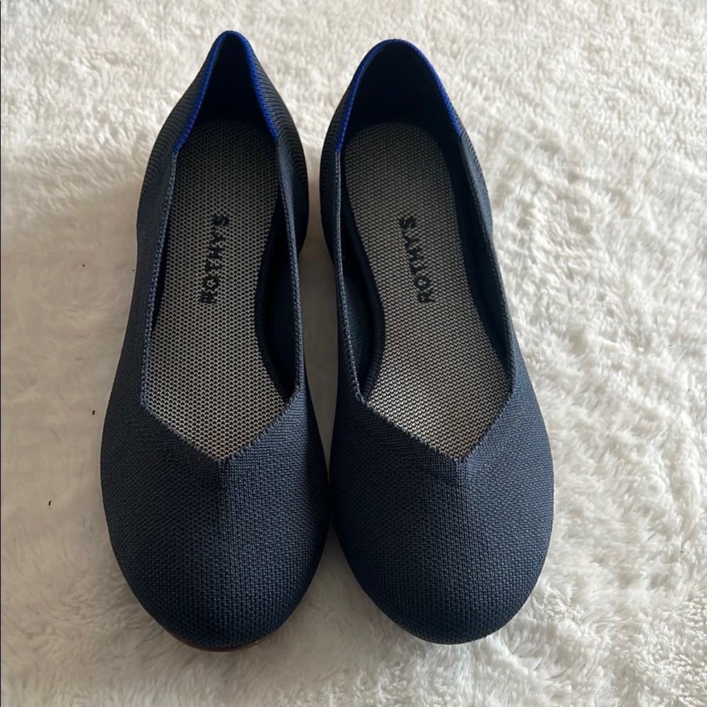 Rothy’s The Flat Navy 9.5 washable Like New